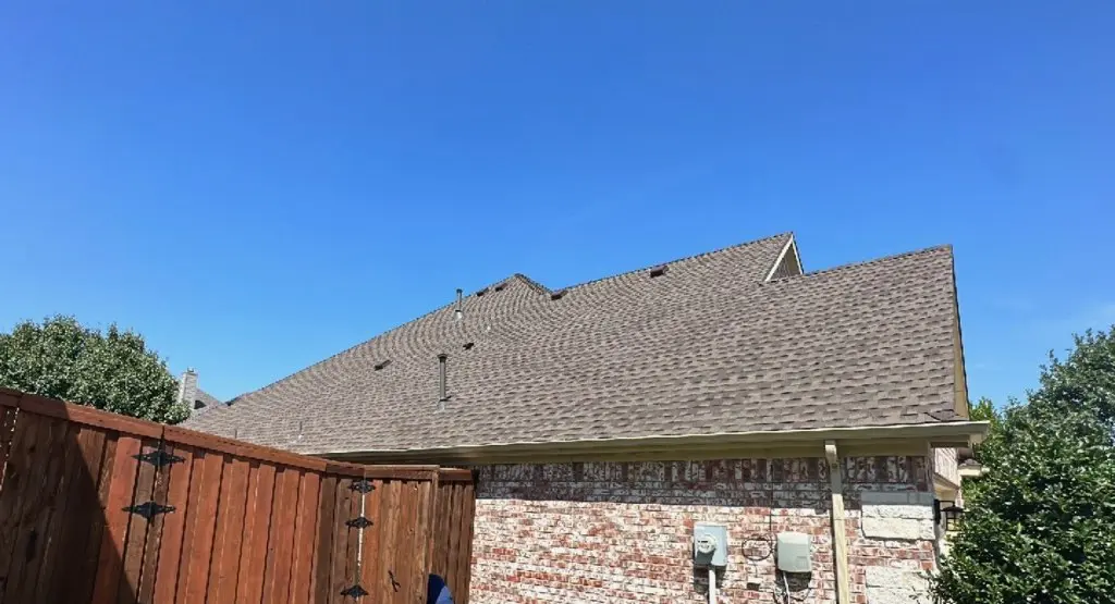 Completed roof replacement project in Raisin